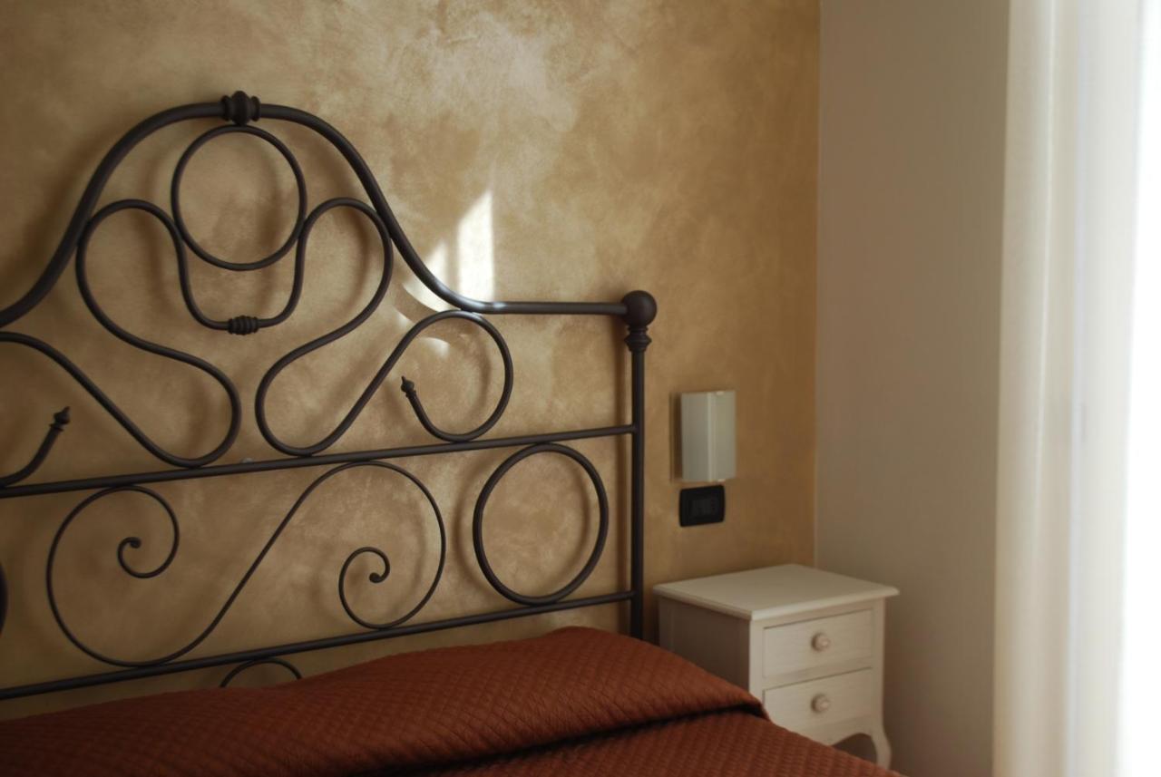 Hotel San Nicola Alassio Zimmer foto